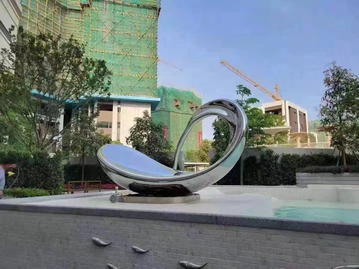 不锈钢雕塑2.jpg