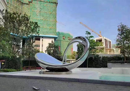 不锈钢雕塑款式三